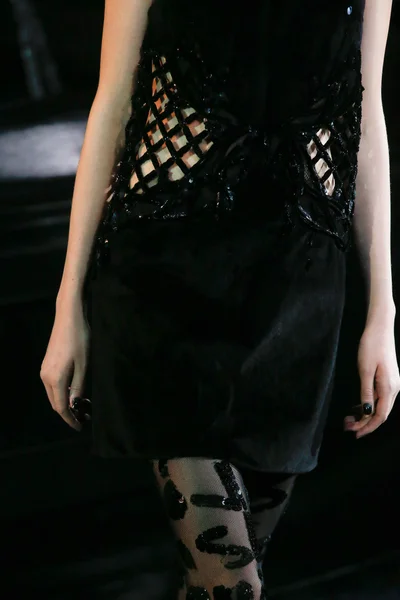 Look 4